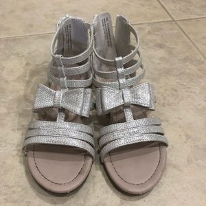 Girls sandals